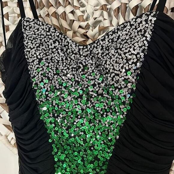 FAVIANA SHORT RUCHED JERSEY DRESS 7061 size 8 NWT - Picture 4 of 9